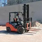 كرينات وروفع وجميع انواع المعدات لتاجير بليومي وبشهري