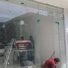 زجاج سكريت