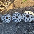 4 جنوط بترول نيسان وكالة