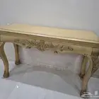 طاوله مدخل مستطيله من مفروشات العمر