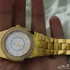 ساعات للبيع