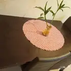 طاولة طعام مع ثلاث كراسي نوع ممتازه جدا سبب البيع السفر