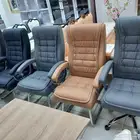 كراسي مكتبيه دوار وثابت جلد وشبك