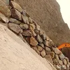 معلم حجر يد وبكلين وقص ارضي