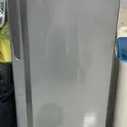 للبيع ثلاجه وشوايه وموكيت