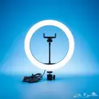 إضاءة بدون استاند ثلاث ألوان مختلفة