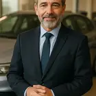 وسيط سيارات