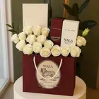 عطر فاخر تنسيق ورد طبيعي تغليف فاخر متوفر عبر المتجر الآن