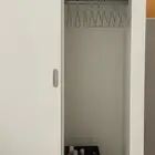 دولاب استعمال نظيف
