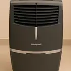 للبيع مبرد هواء Honeywell شبه جديد-استخدام مرة وحدة فقط