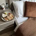 سرير للبيع