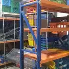 جميع انواع الرفوف والعلب والطبليات والسلال العادي وسلة السمك