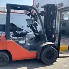 رافعه شوكيه للايجار في الخرج