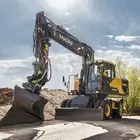 بوكلين كفرات سائق نيبالي دقاق وبكت