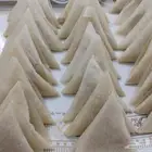 سمبوسه مفرزنه ع حسب الطلب اي نوع لحم ..دجاج .. جبن اي نوع