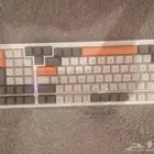 كيبورد ميكانيكي احمر واير وبلوتوث و فلاشه