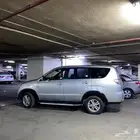 سيارة ميتسوبيشي للإيجار