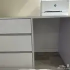 مكتب للبيع مع كرسي دوار