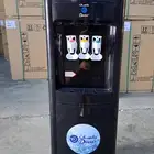 برادة ماء كولين ديكون لون مختلفة