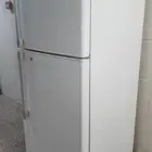 للبيع ثلاجة هيتاشي 20 قدم   نظيفة جدا