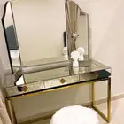 تسريحة ومرايا