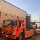 سطحه لنقل السيارات المصدومه والعطلانه