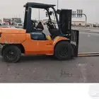 لتأجير الرافعة الشوكيه والاكرينات وسيزر لفت بجميع انواعها