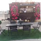 البيع فود ترك مساح طول 4م عرض 2م ..الرياض