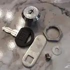 قفل ومفتاح للدواليب