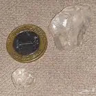 احجار خام طبيعية