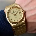 مجموعة من ساعات فاشرون