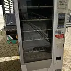 مكينة خدمة ذاتية للبيع