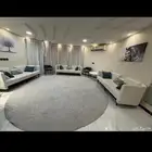 كنب للبيع 3 قطع مع كرسيين وفرشه