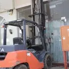 رافعات شوكيه للايجار اليومي وشهر