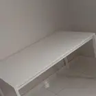 طاولة ايكيا أبيض أستخدام بسيط جدا