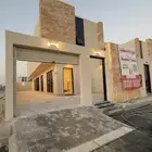 للبيع دور ارضي بتصميم حصري حي الملقا بالخرج