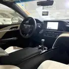 تويوتا كامري نص فل بنزين موديل 2025