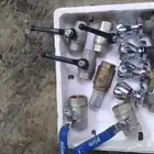 محباس هواء الاصلي واحد بوصة3 وبوصه نصف2 ومحباس دفن 4 3