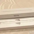 قلم شبيه بقلم ابل -