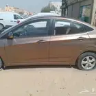 للبيع سيارة اكسنت مكينة مخبطة2015