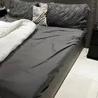 سرير للبيع