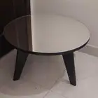 طاولة أرضية