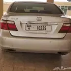 لكزس لوحات دبي الموتر نظيف