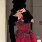 فستان احمر