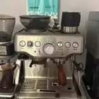 مكينة قهوة سيج فيها طاحونه وتبخير