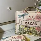شنطة بالاسم نكتب اي اسم عليها