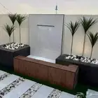 شلالات ونوافير ومظلات وجلسات