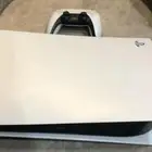 بلاستيشن 5 مستخدم