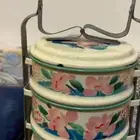 سفرطاس غضار قديم منقوش