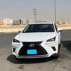 لكزس للبيع